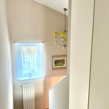 Villa In Thermal Zone Roma