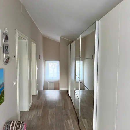 Villa In Thermal Zone Rom
