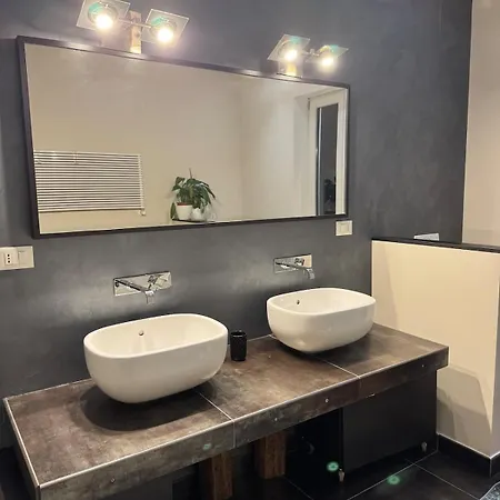 Villa In Thermal Zone Rom